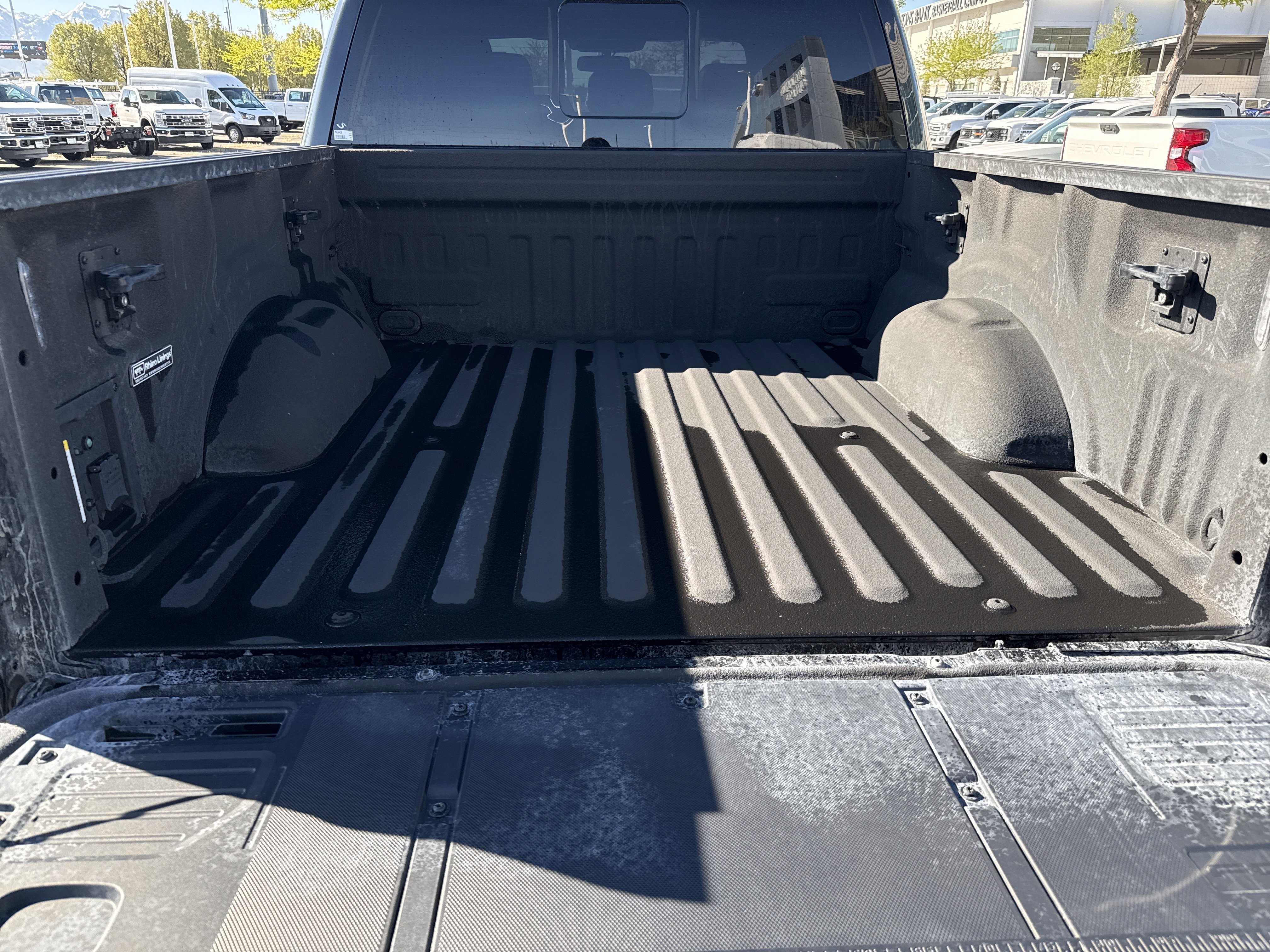 Certified 2022 Ford F150 Raptor w/ Equipment Group 801A High image 28