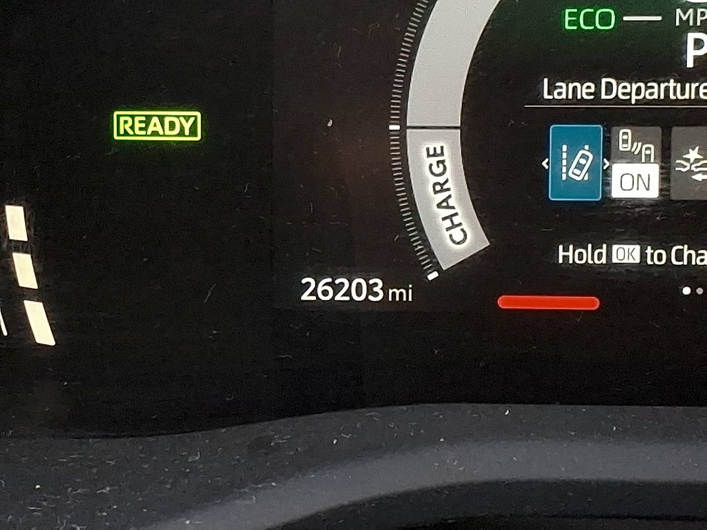 Used 2025 Toyota Camry SE FWD image 18