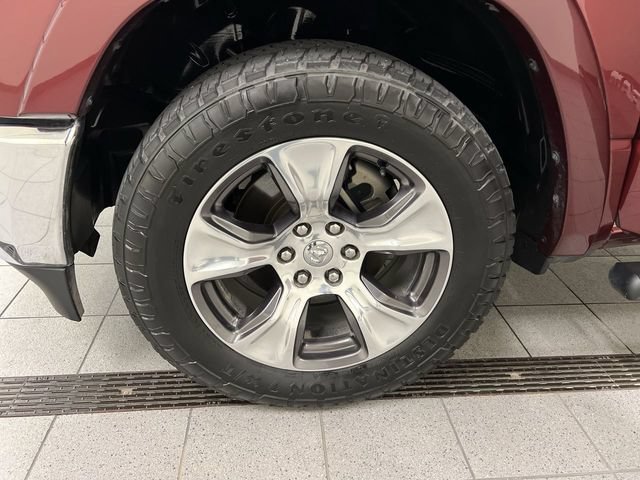 Used 2019 RAM 1500 Laramie AWD/4WD image 10