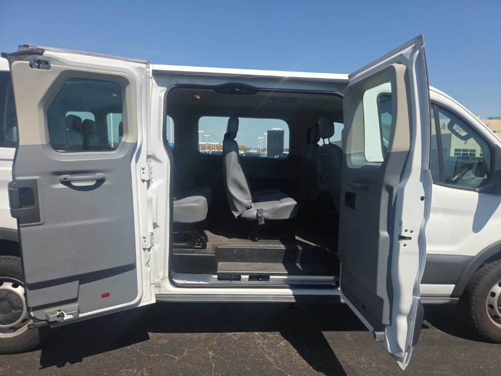 Certified 2017 Ford Transit 350 XL RWD image 7