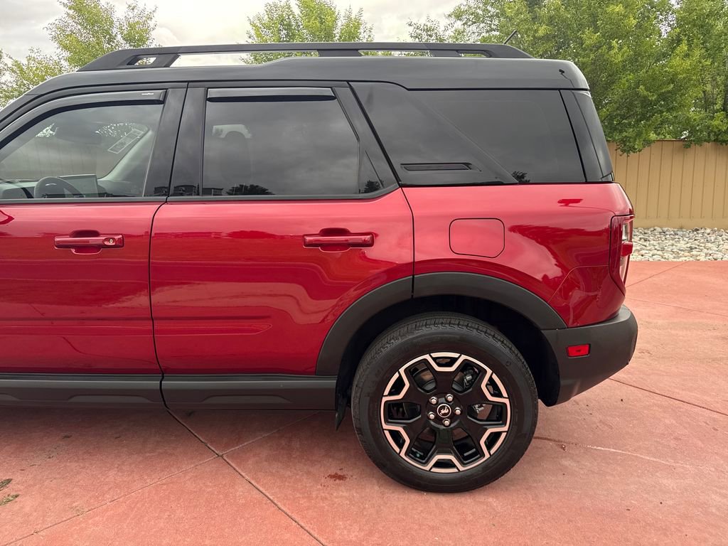 Certified 2025 Ford Bronco Sport Outer Banks w/ Outer Banks Tech Package+ AWD/4WD image 38