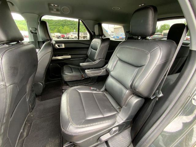 Certified 2022 Ford Explorer XLT w/ Equipment Group 202A AWD/4WD image 21