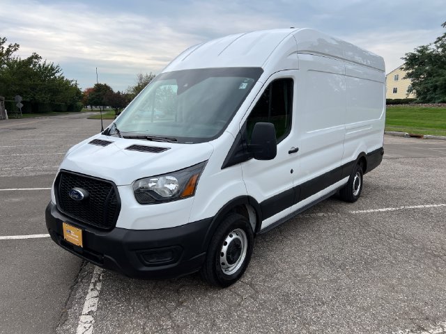 Certified 2025 Ford Transit 250 148 High Roof Extended RWD image 5