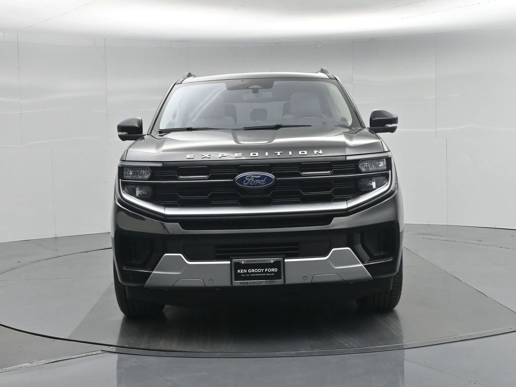 Certified 2025 Ford Expedition Max Platinum image 31