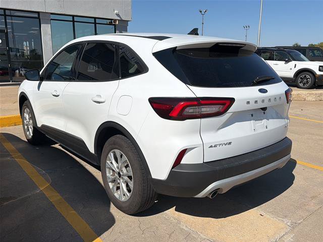 Certified 2025 Ford Escape Active AWD/4WD image 5