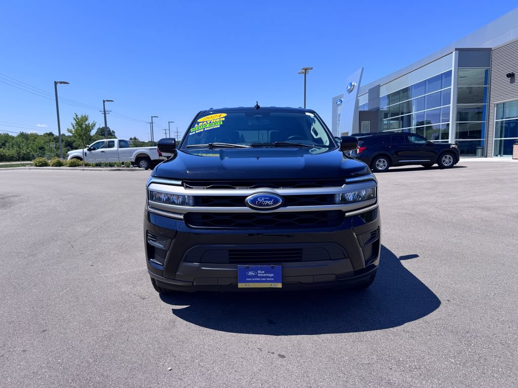 Certified 2024 Ford Expedition XLT AWD/4WD image 4