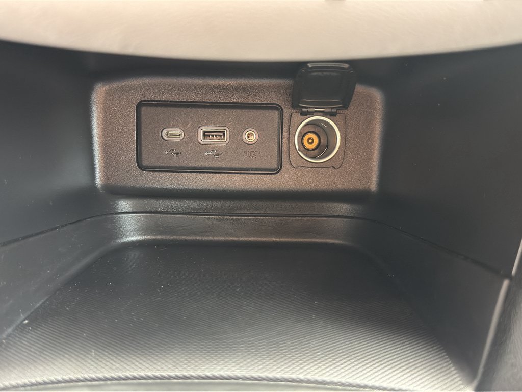 Used 2023 Chevrolet Equinox LT w/ Driver Convenience Package AWD/4WD image 27