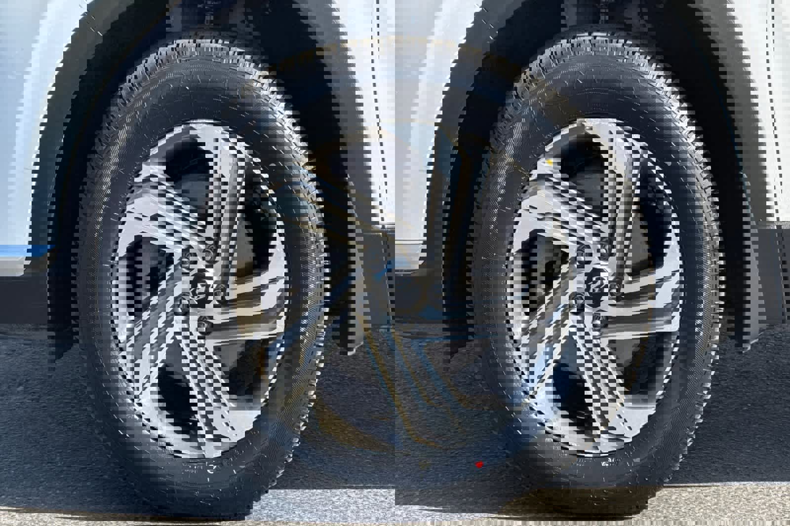 Used 2021 Hyundai Santa Fe SEL w/ Convenience Package image 26