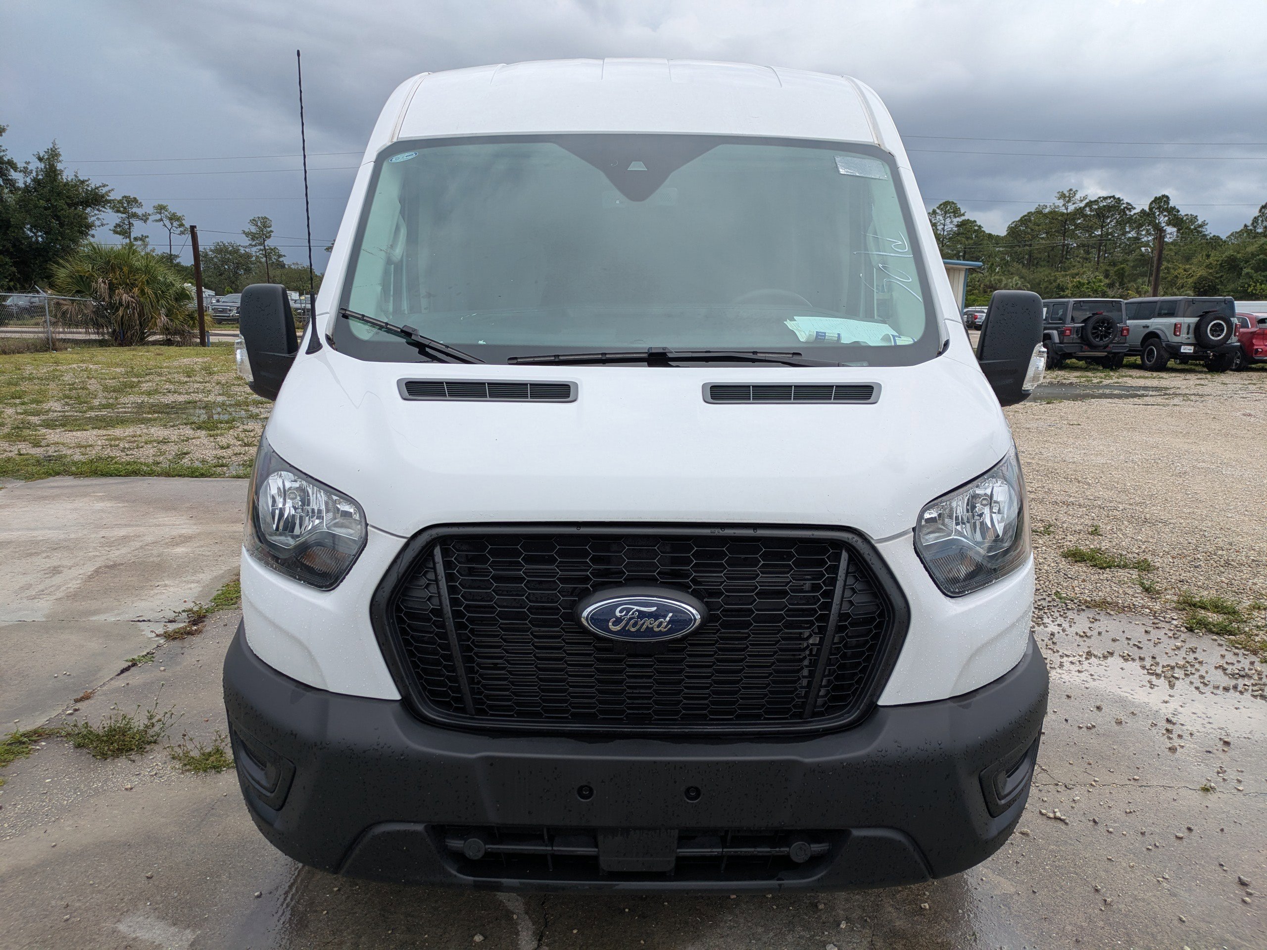 Certified 2024 Ford Transit 250 148 Medium Roof RWD image 9