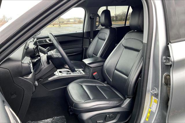 Certified 2024 Ford Explorer XLT w/ Equipment Group 202A image 7