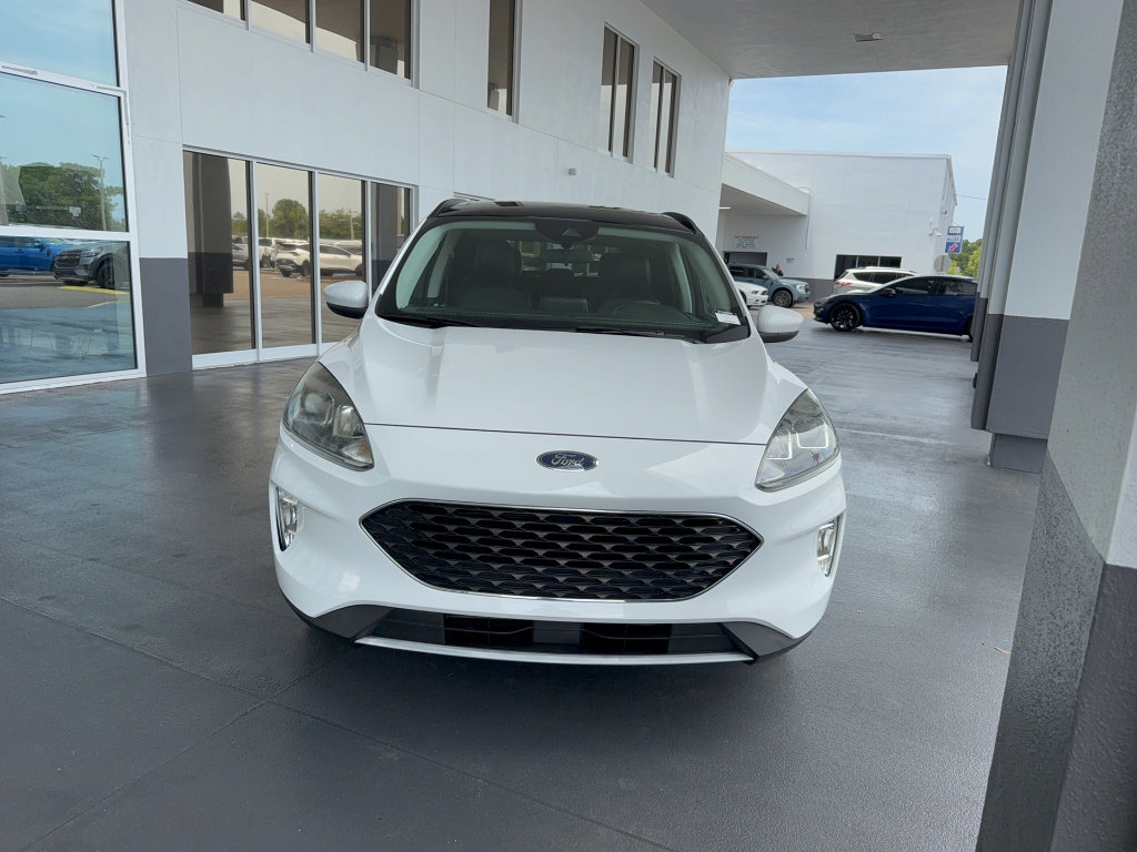 Certified 2022 Ford Escape SEL w/ Technology Package FWD image 3