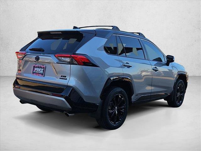 Used 2022 Toyota RAV4 XSE AWD/4WD image 5