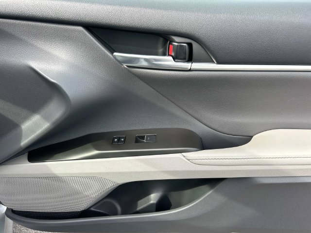 Used 2023 Toyota Camry XLE w/ Navigation Package FWD image 25