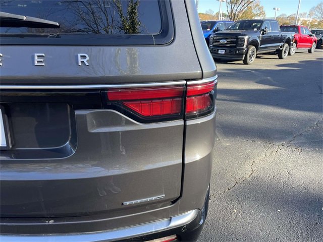 Used 2022 Jeep Wagoneer Series II w/ Premium Group I image 35