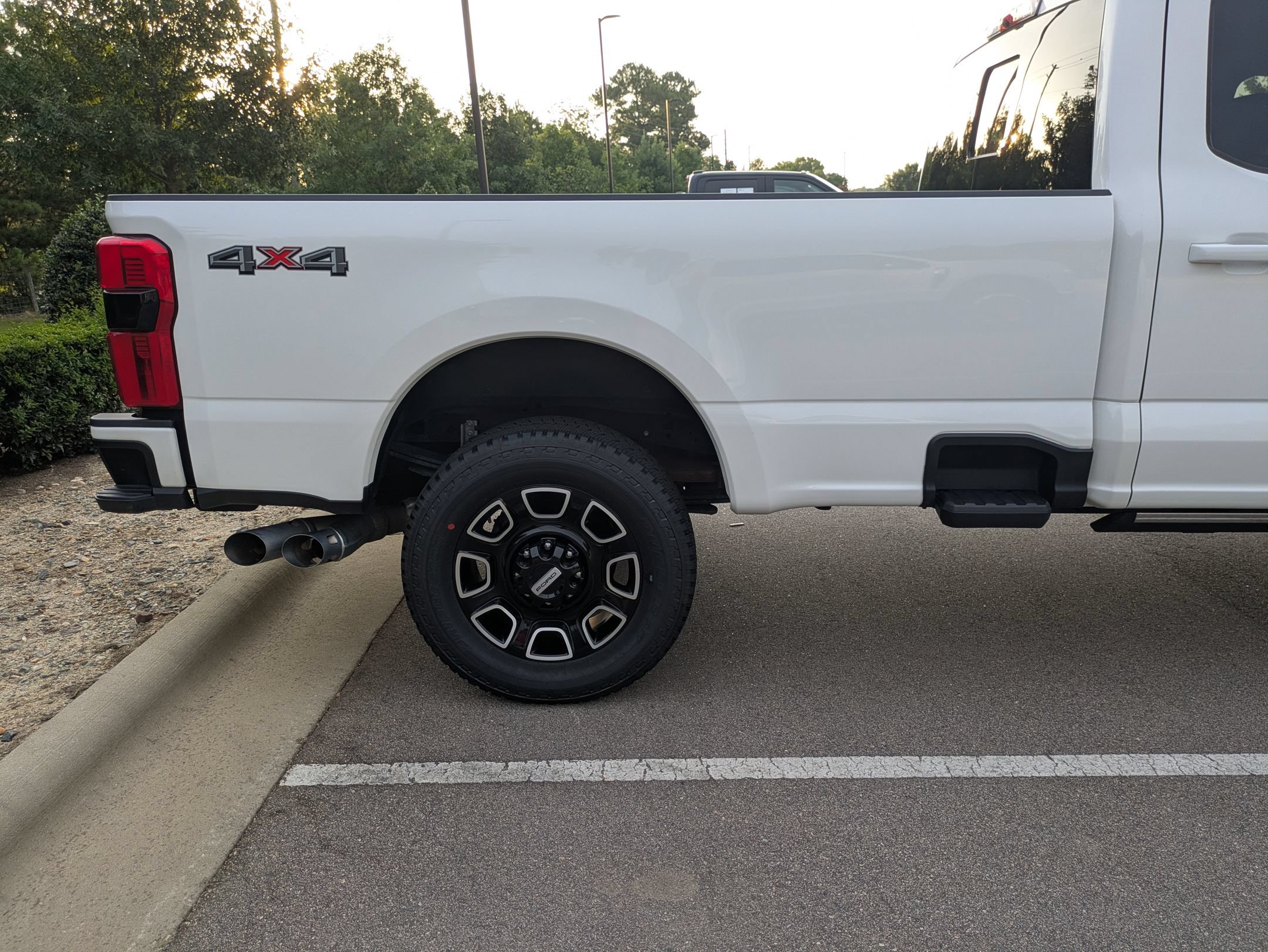 Certified 2025 Ford F250 Platinum AWD/4WD image 38