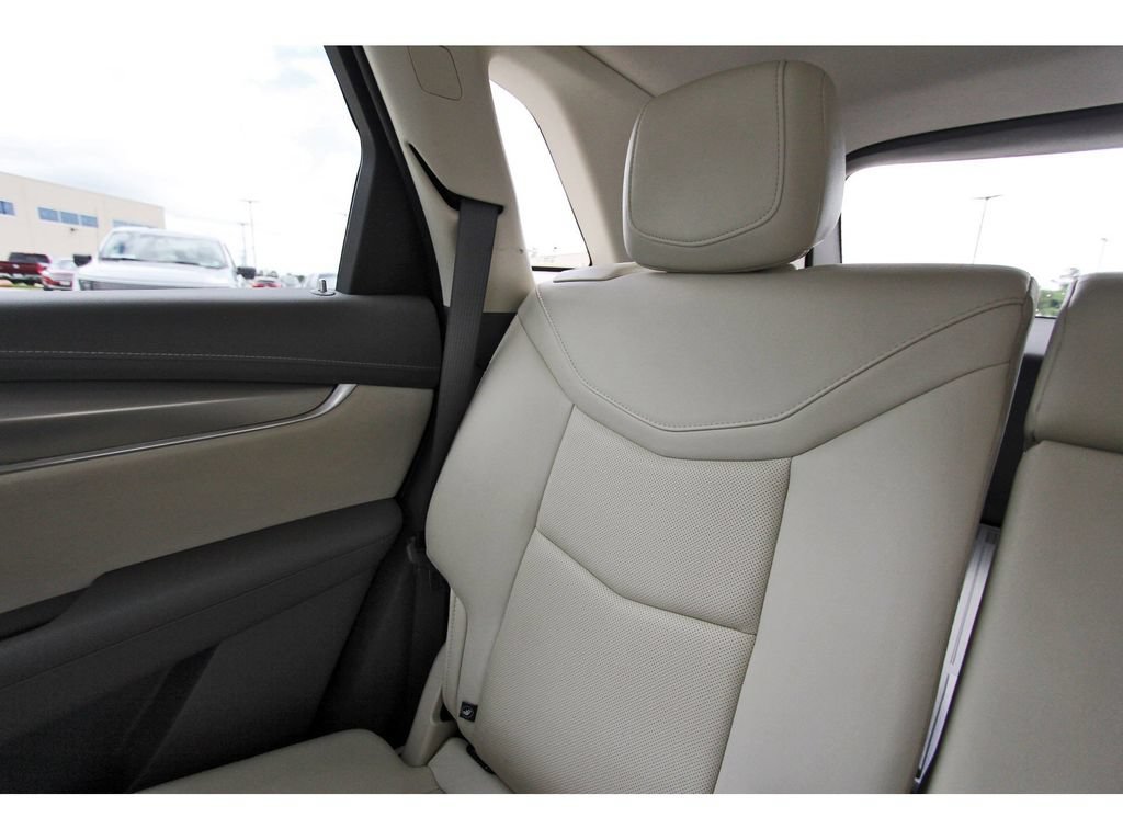 Used 2021 Cadillac XT5 Premium Luxury FWD image 14
