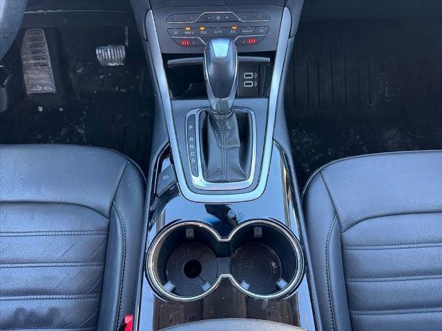 Certified 2018 Ford Edge SEL w/ Equipment Group 201A image 15