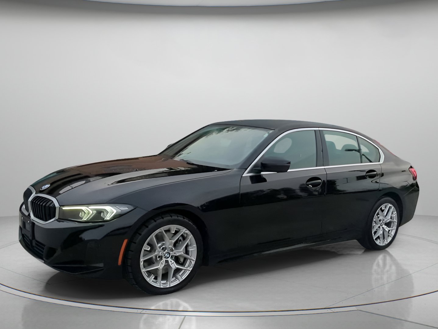 Used 2025 BMW 330i Sedan RWD image 13