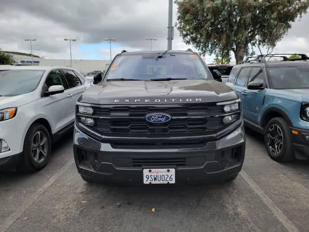 Certified 2025 Ford Expedition Max Active RWD image 13