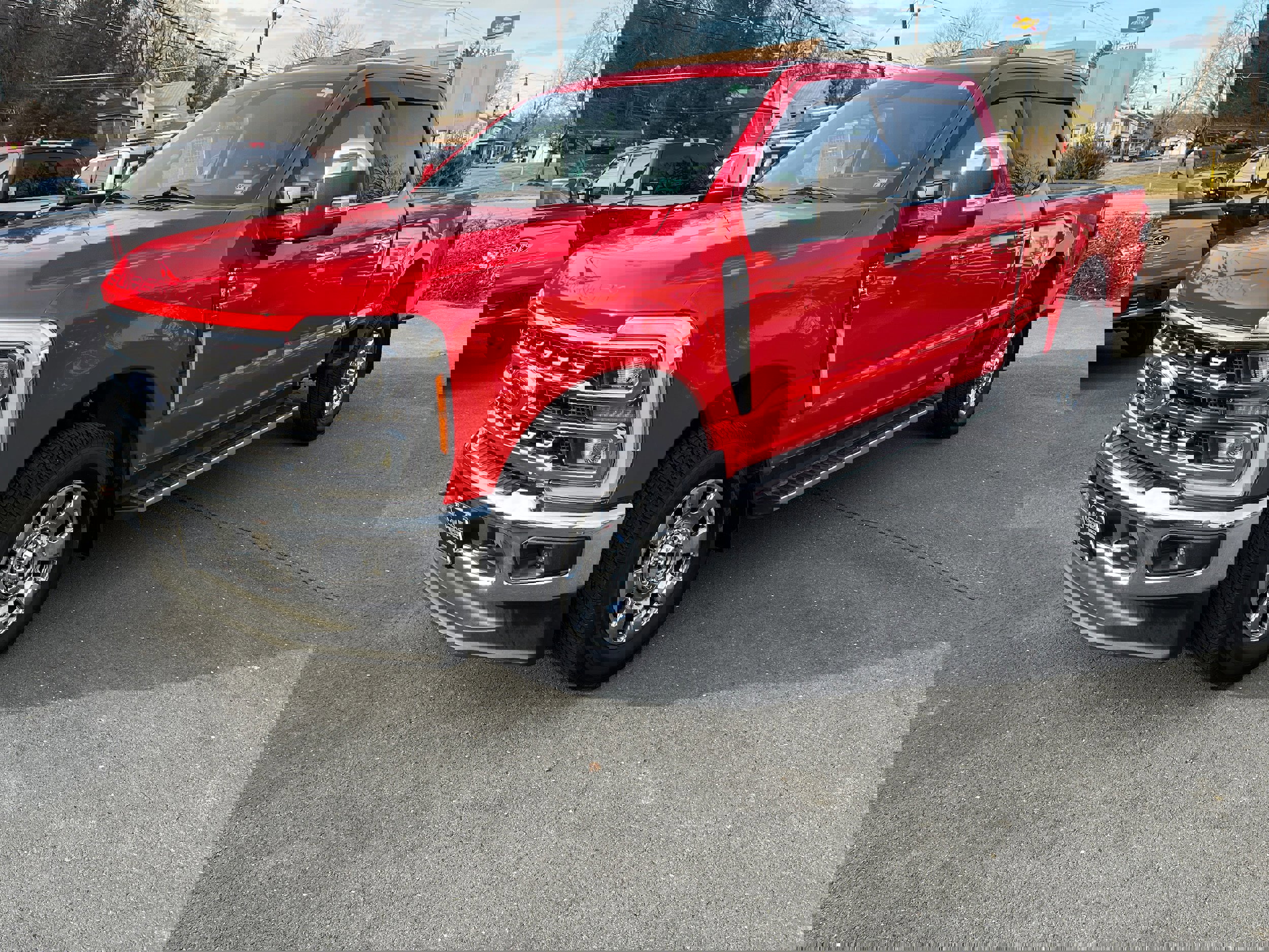 Certified 2023 Ford F250 Lariat w/ Chrome Package image 2