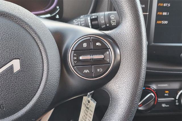 Used 2023 Kia Soul LX w/ LX Technology Package image 14