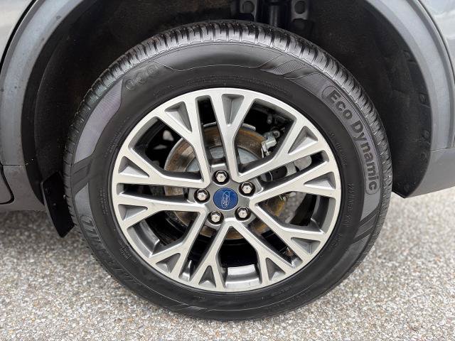 Certified 2022 Ford Escape SEL AWD/4WD image 36