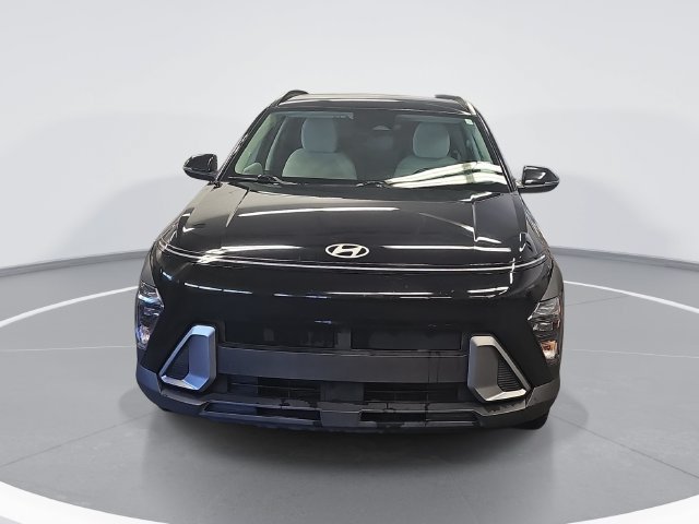 Used 2025 Hyundai Kona SEL FWD image 8
