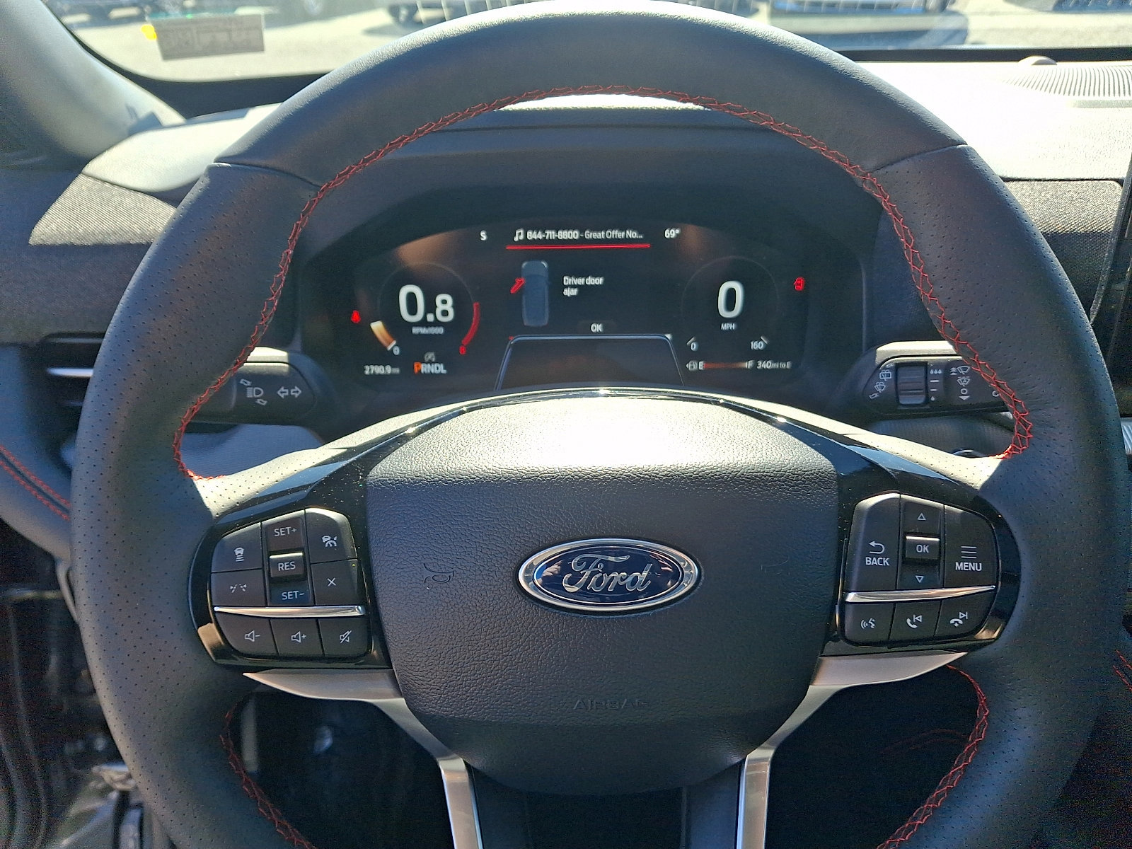 Certified 2025 Ford Explorer ST-Line w/ Premium Package image 21