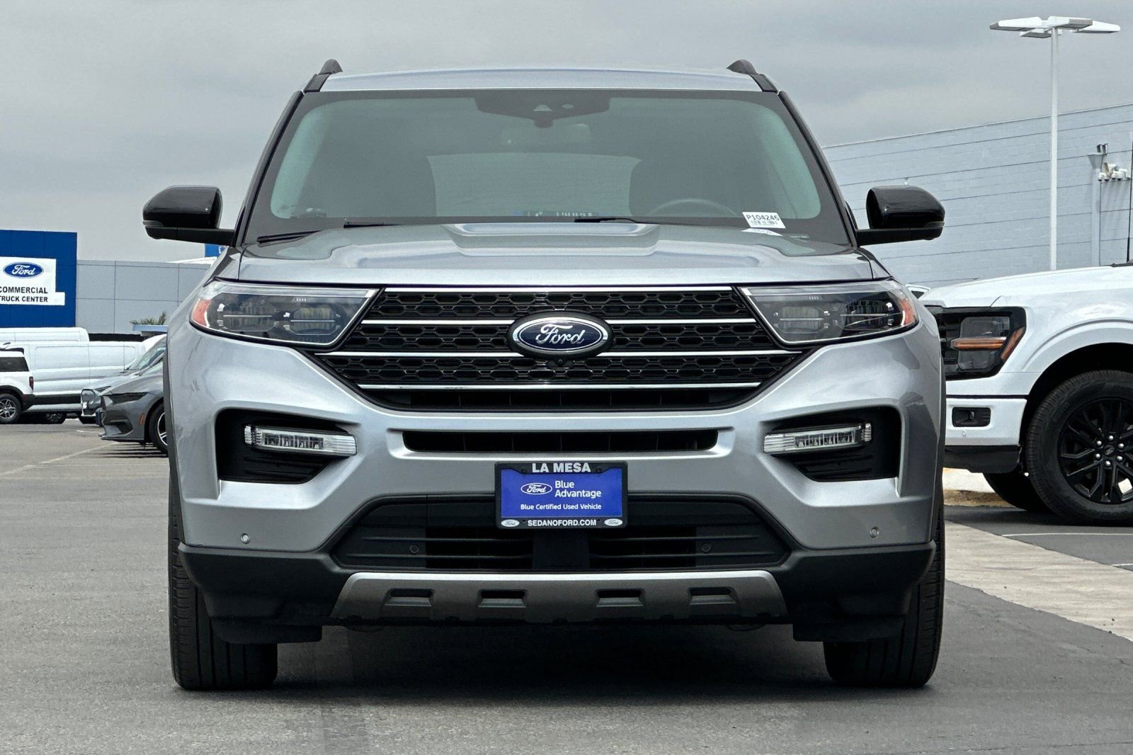 Certified 2022 Ford Explorer XLT w/ Equipment Group 202A RWD image 8