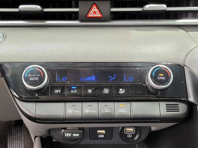 Used 2023 Hyundai Elantra SEL FWD image 20