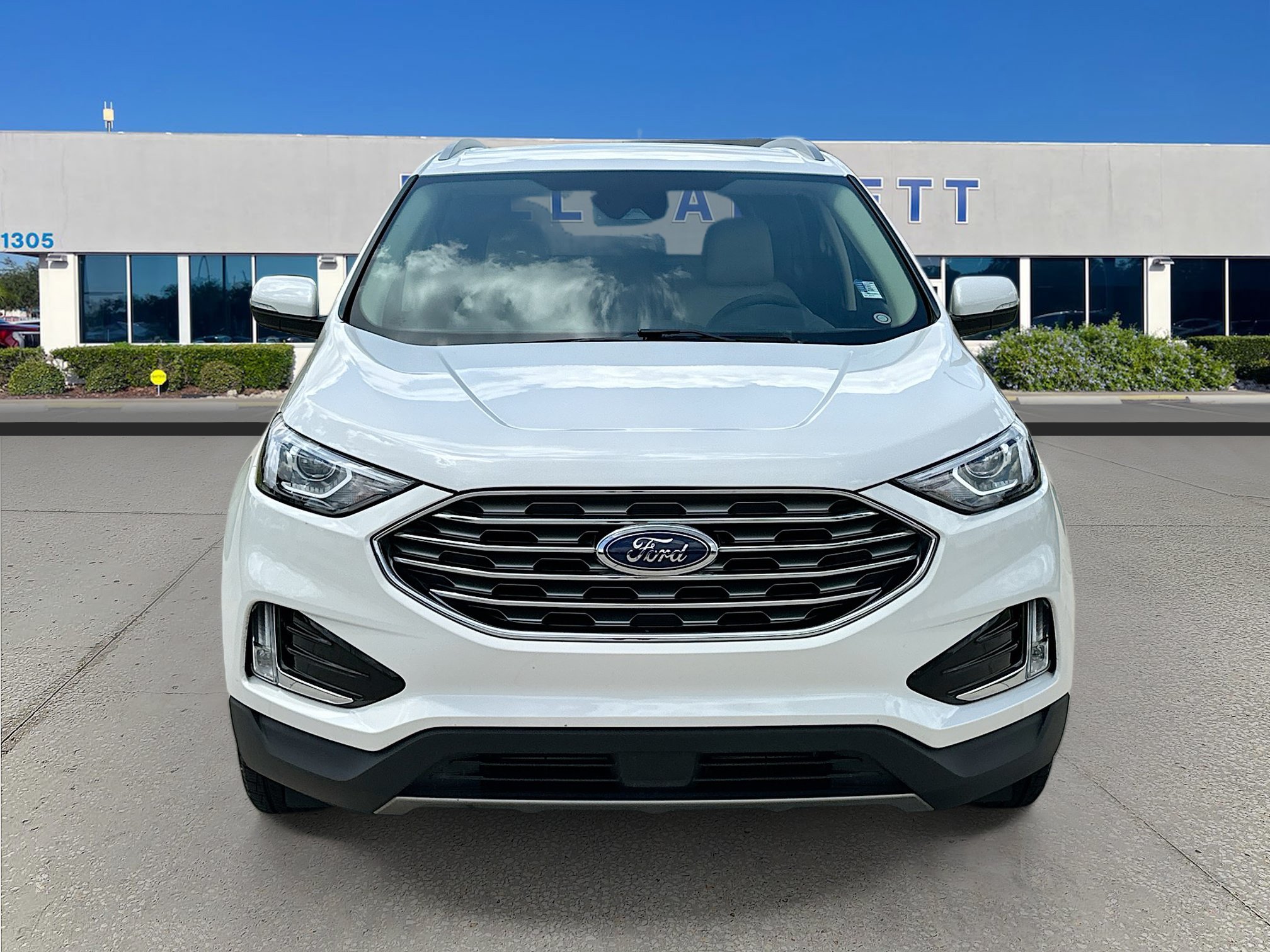 Certified 2020 Ford Edge SEL w/ Convenience Package FWD image 2