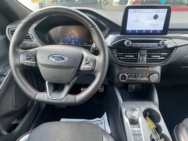 Certified 2024 Ford Escape ST-Line AWD/4WD image 9