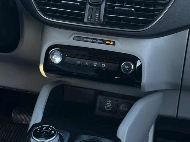 Certified 2025 Ford Escape SE image 27