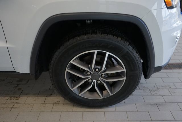 Used 2020 Jeep Grand Cherokee Limited w/ Luxury Group II image 15