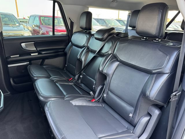 Certified 2025 Ford Expedition Max Platinum AWD/4WD image 16