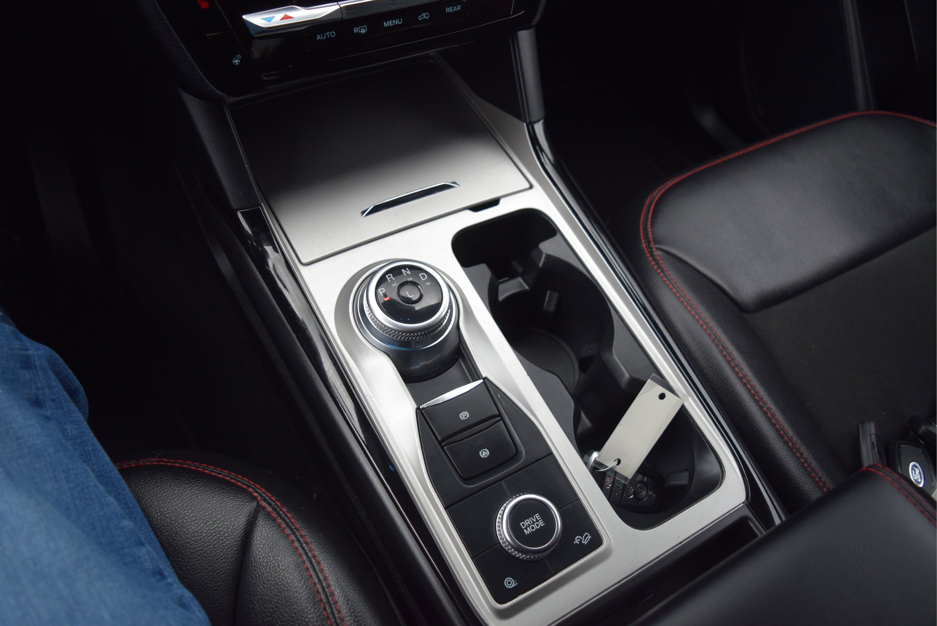 Certified 2023 Ford Explorer ST-Line image 16