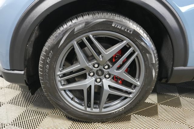 Certified 2025 Ford Explorer ST image 9