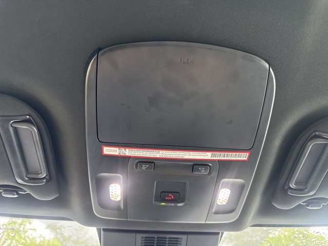 Used 2025 Toyota Camry SE FWD image 25