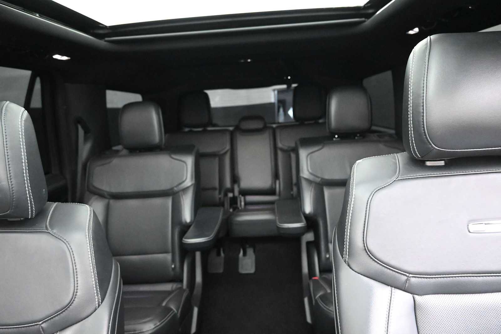 Certified 2025 Ford Expedition Platinum w/ Stealth Appearance Package AWD/4WD image 12