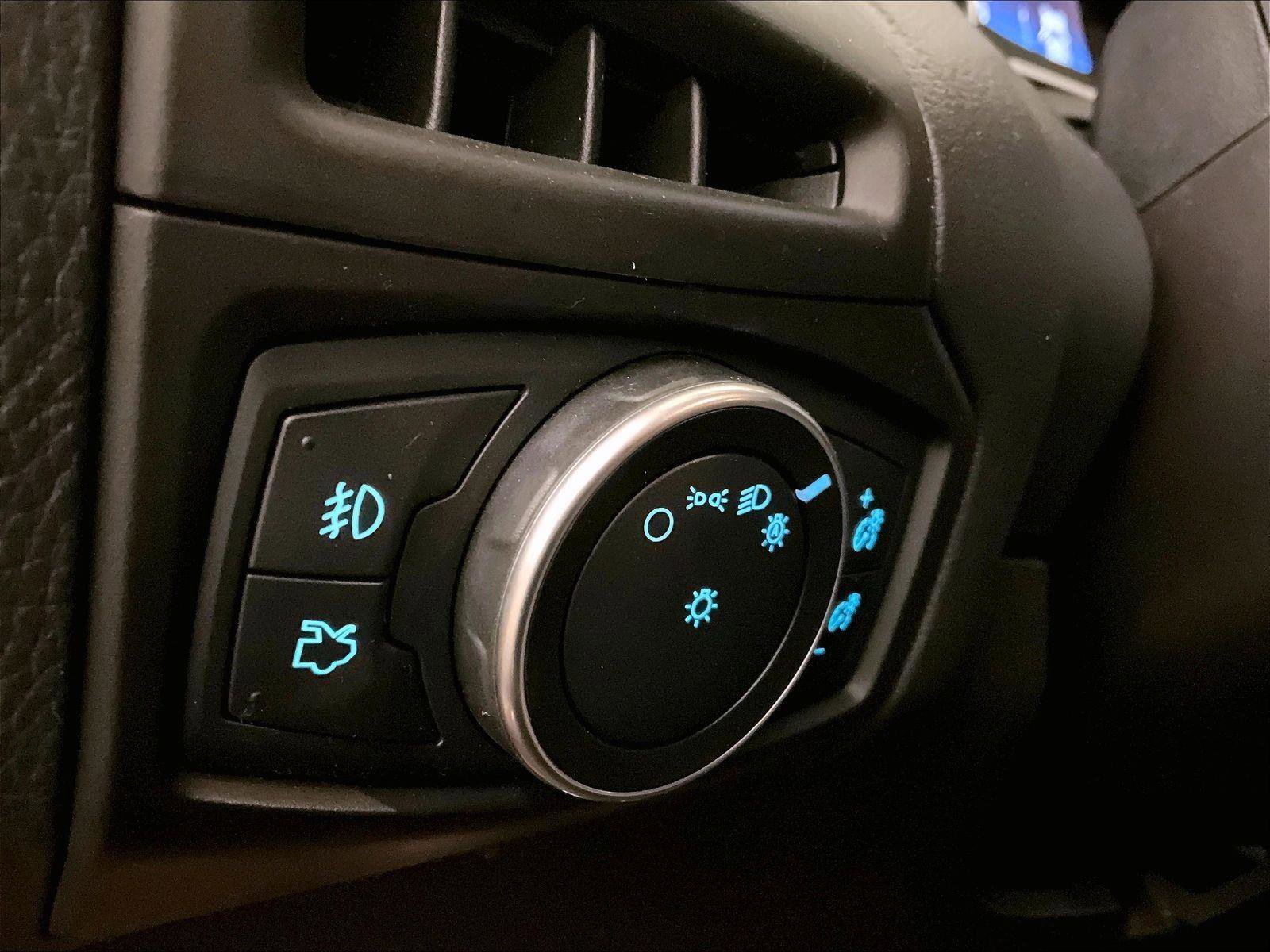 Certified 2018 Ford Focus ST FWD image 30