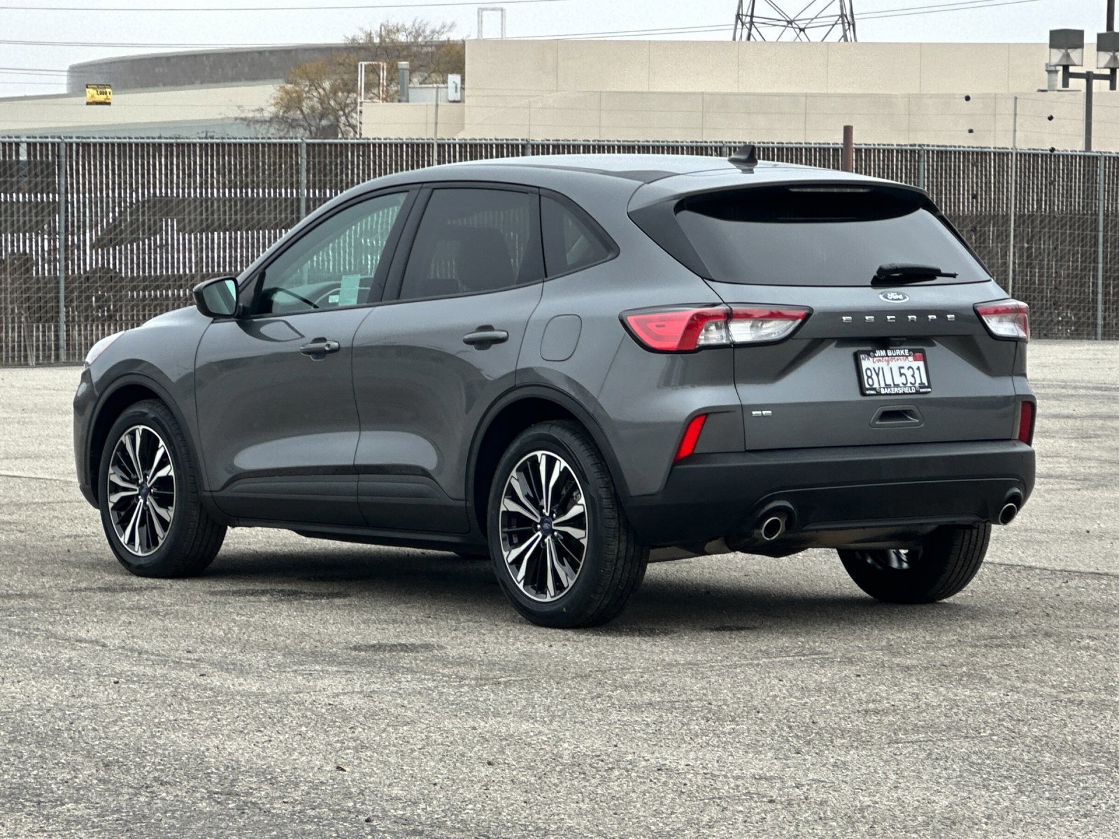 Certified 2022 Ford Escape SE w/ SE Sport Appearance Package image 3