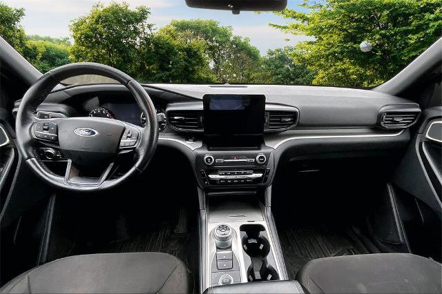 Certified 2020 Ford Explorer XLT w/ Comfort Package image 15