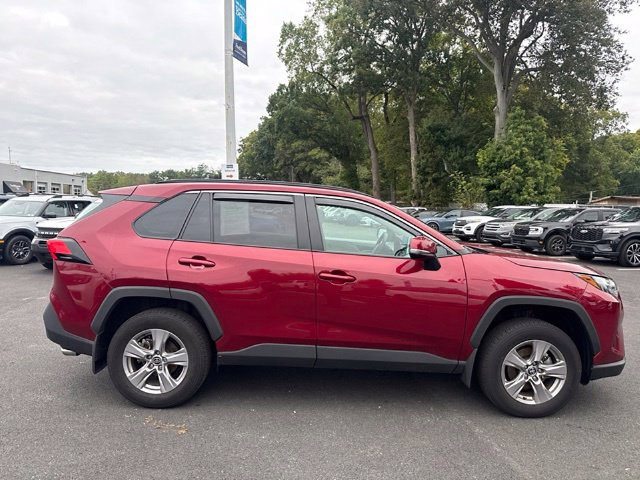 Used 2025 Toyota RAV4 XLE AWD/4WD image 8