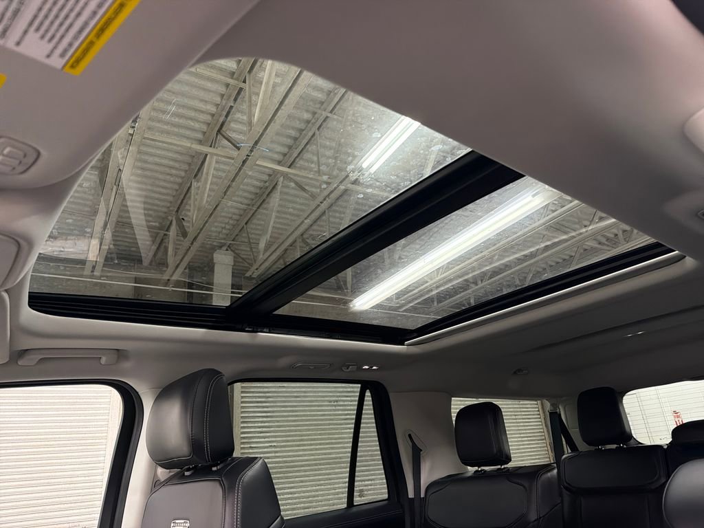 Certified 2025 Ford Expedition Max Platinum AWD/4WD image 10