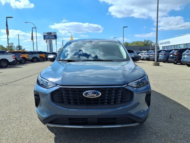 Certified 2024 Ford Escape Active AWD/4WD image 2