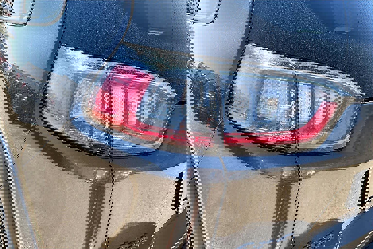 Used 2019 Jeep Cherokee Trailhawk w/ Comfort/Convenience Group AWD/4WD image 30