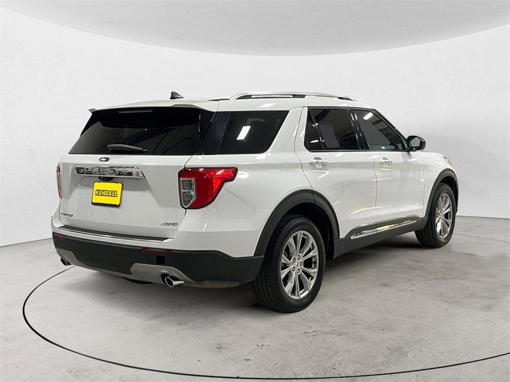 Certified 2024 Ford Explorer Limited image 5
