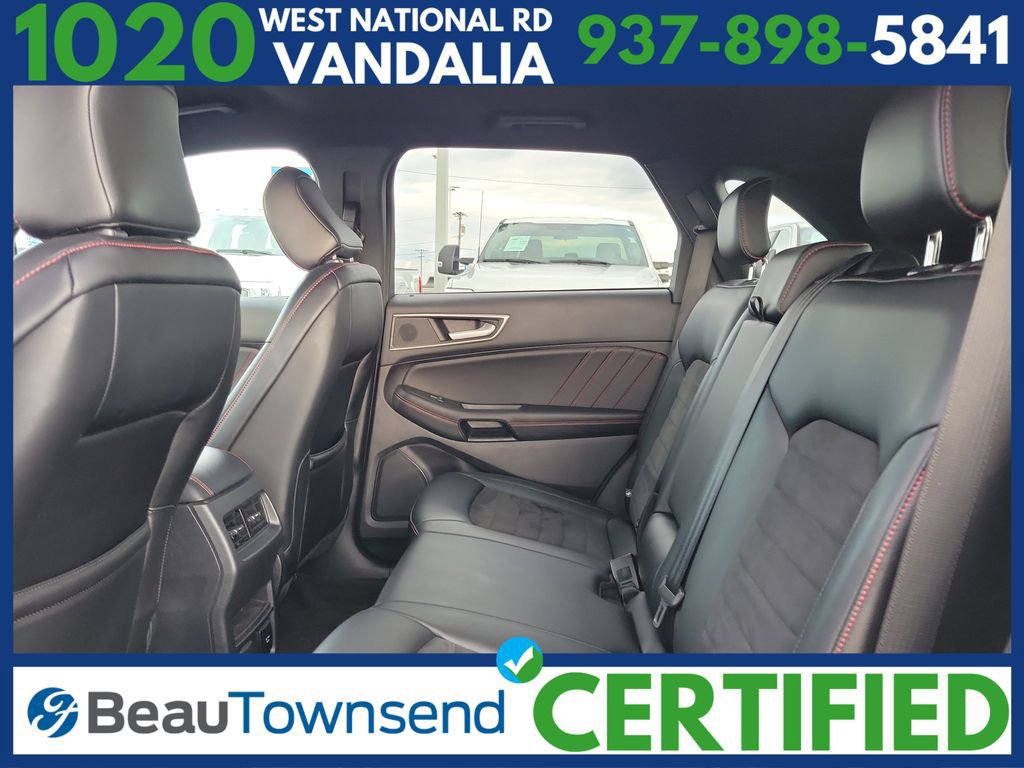 Certified 2020 Ford Edge ST-Line w/ Cold Weather Package image 13
