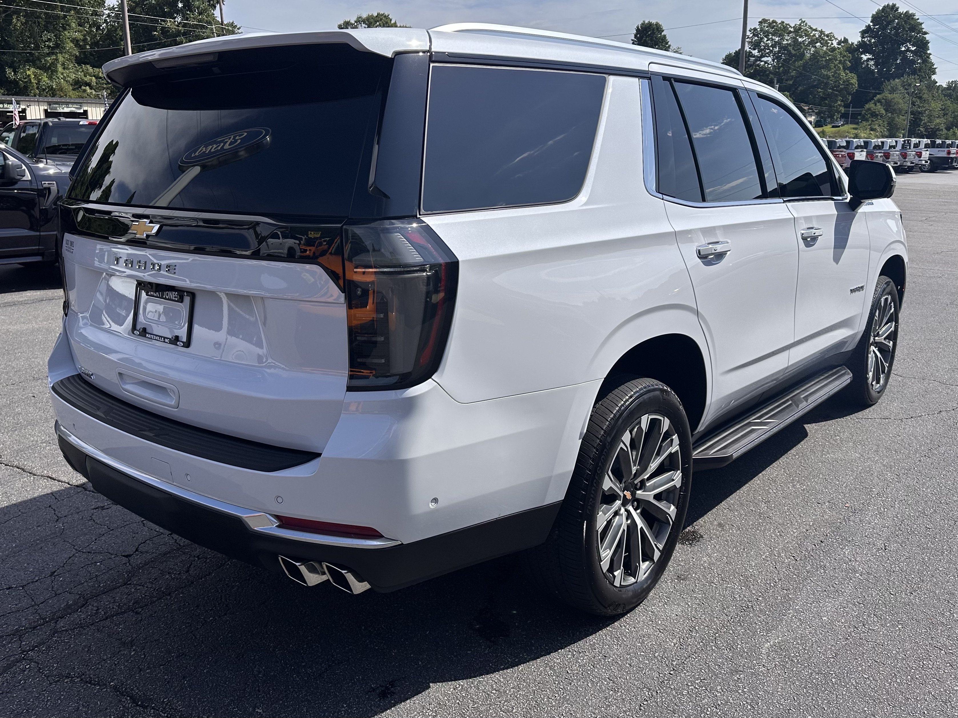 Used 2026 Chevrolet Tahoe High Country w/ Sun And Tow Package AWD/4WD image 6