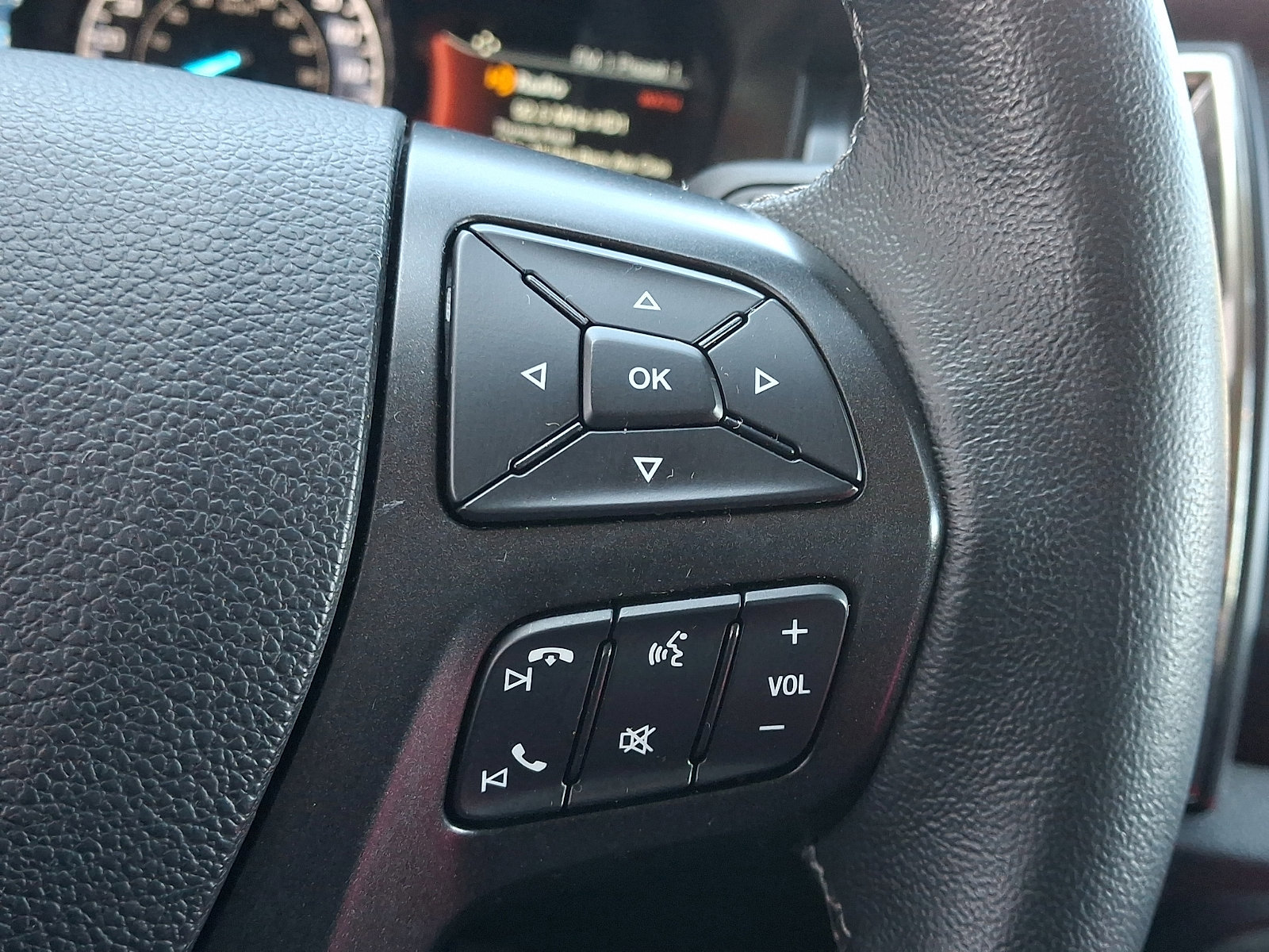 Certified 2023 Ford Ranger Lariat w/ Equipment Group 501A High image 24